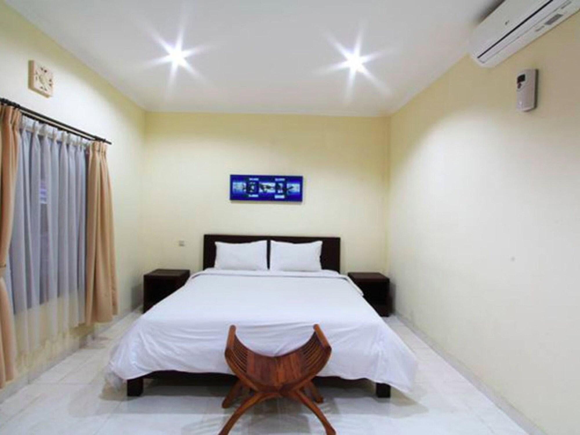 Surya Inn Кута Екстериор снимка