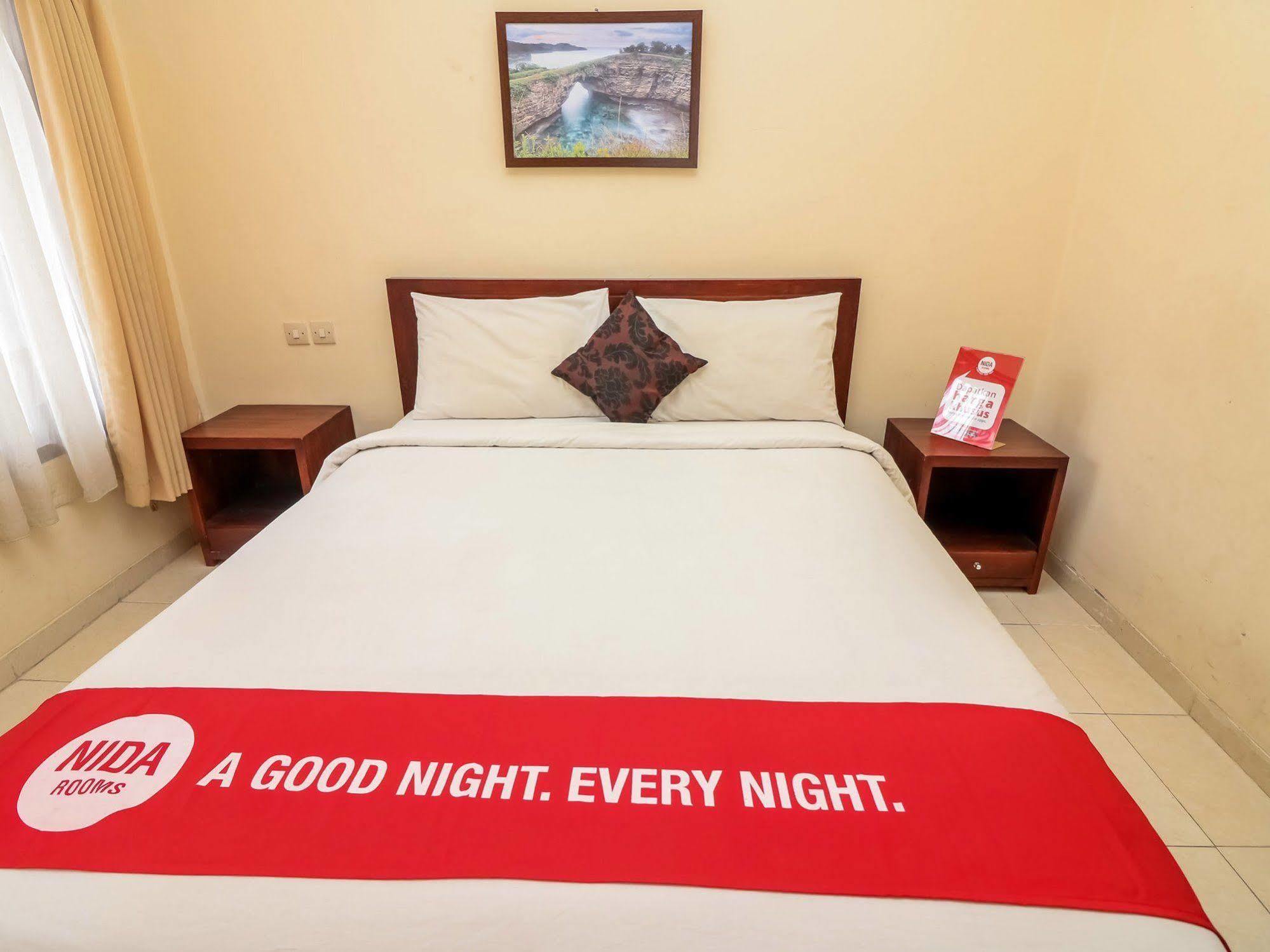 Surya Inn Кута Екстериор снимка